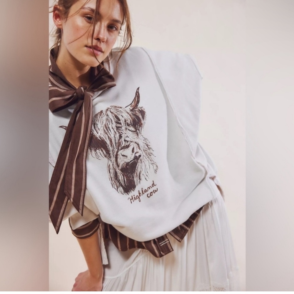 Free People- We The Free Graphic Camden. Size XSmall.